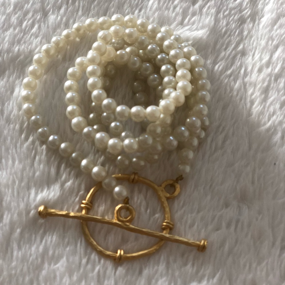 Brass braclate & necklace with pearl